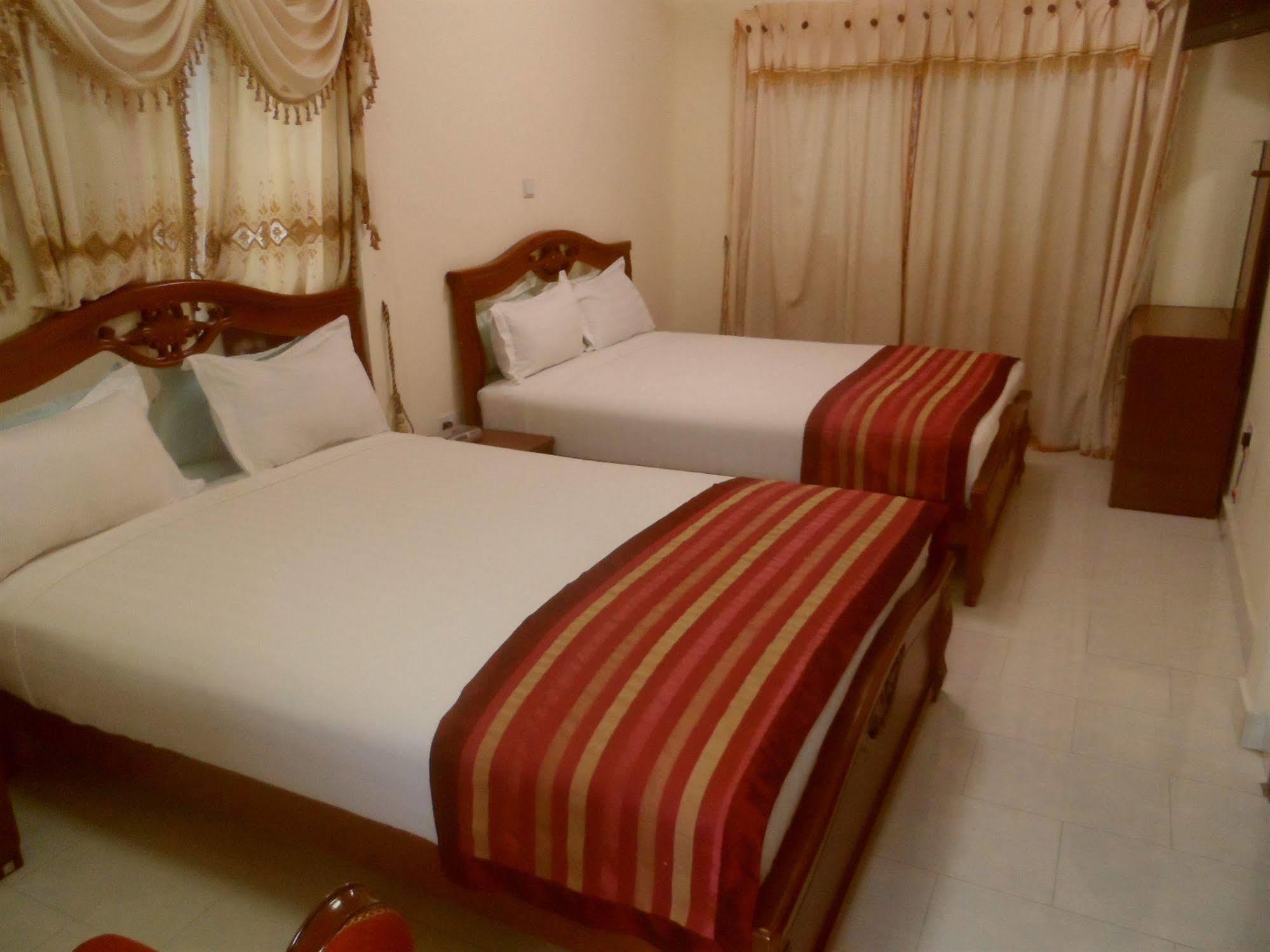 De Holiday Beach Hotel Kokrobite 외부 사진