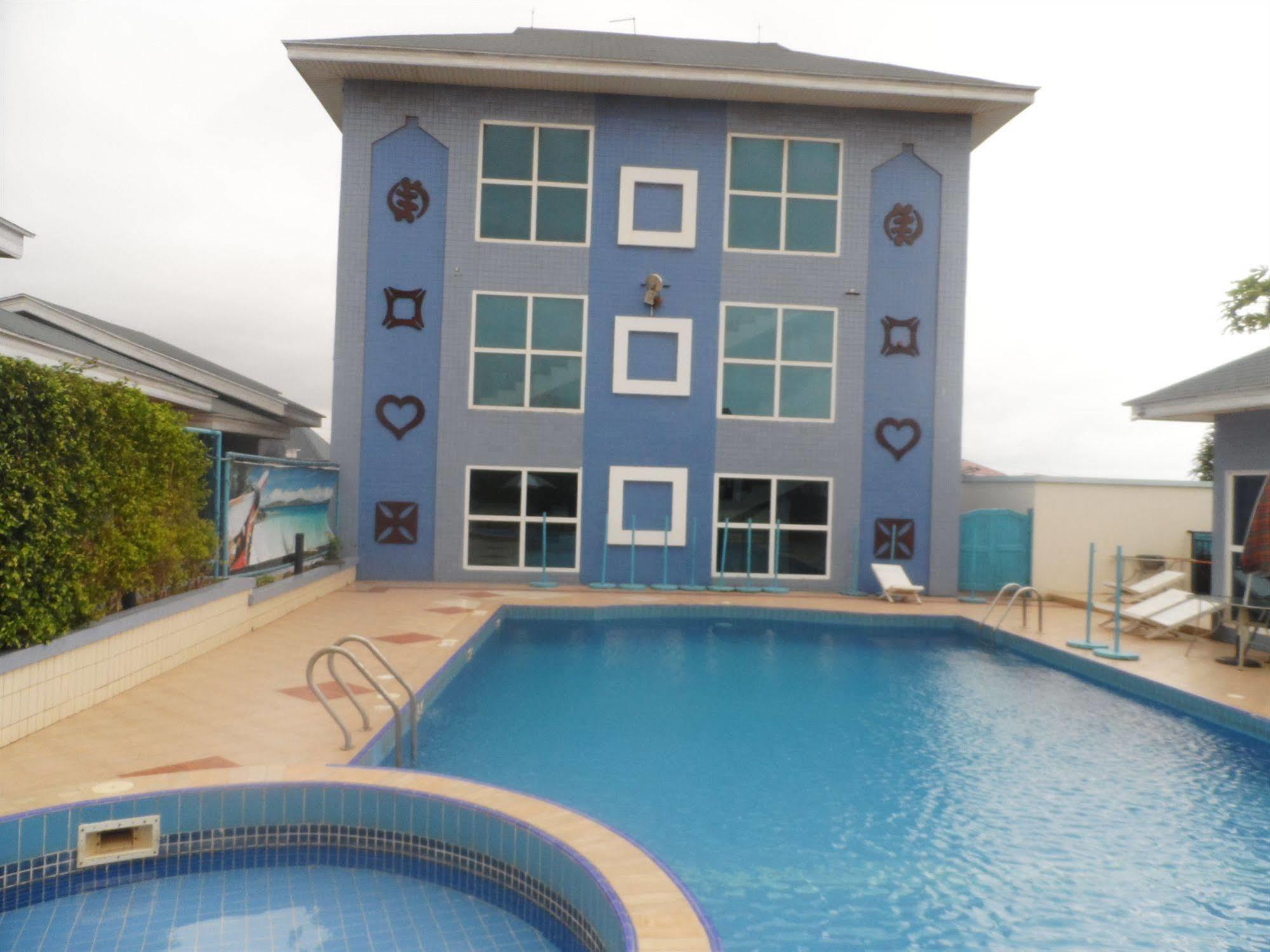 De Holiday Beach Hotel Kokrobite 외부 사진