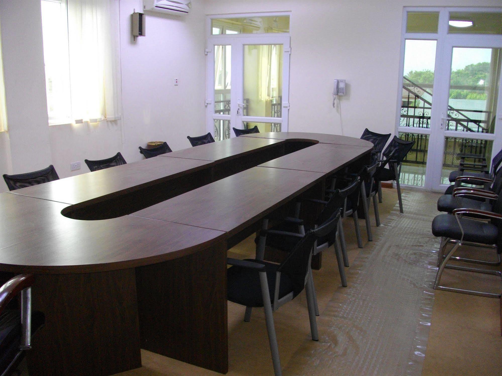 De Holiday Beach Hotel Kokrobite 외부 사진